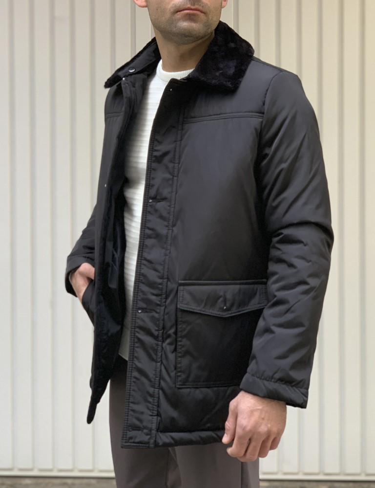 Ανδρικό μαύρο μπουφάν με αποσπώμενο γιακά και κουμπιά 777 φωτογραφία